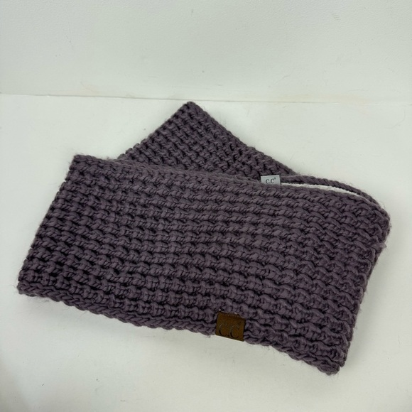 C.C. Collection Boutique Purple Knit Chunky Sherpa Lined Infinity Scarf Winter - Picture 1 of 4